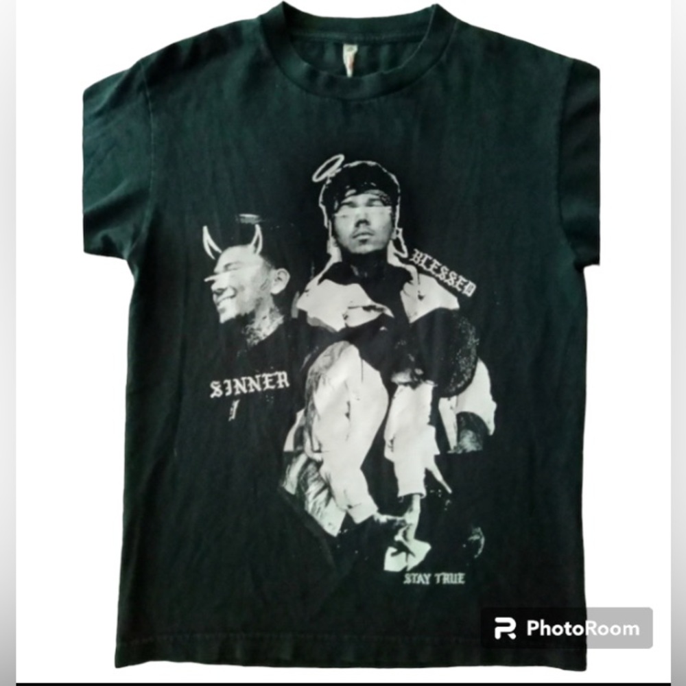 2017’ Yours Truly Forever Tour Tee